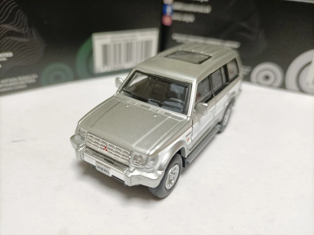 Scaled Mitsubishi Pajero Model for Collectors 5 Scaled Mitsubishi Pajero Model for Collectors - Image 5