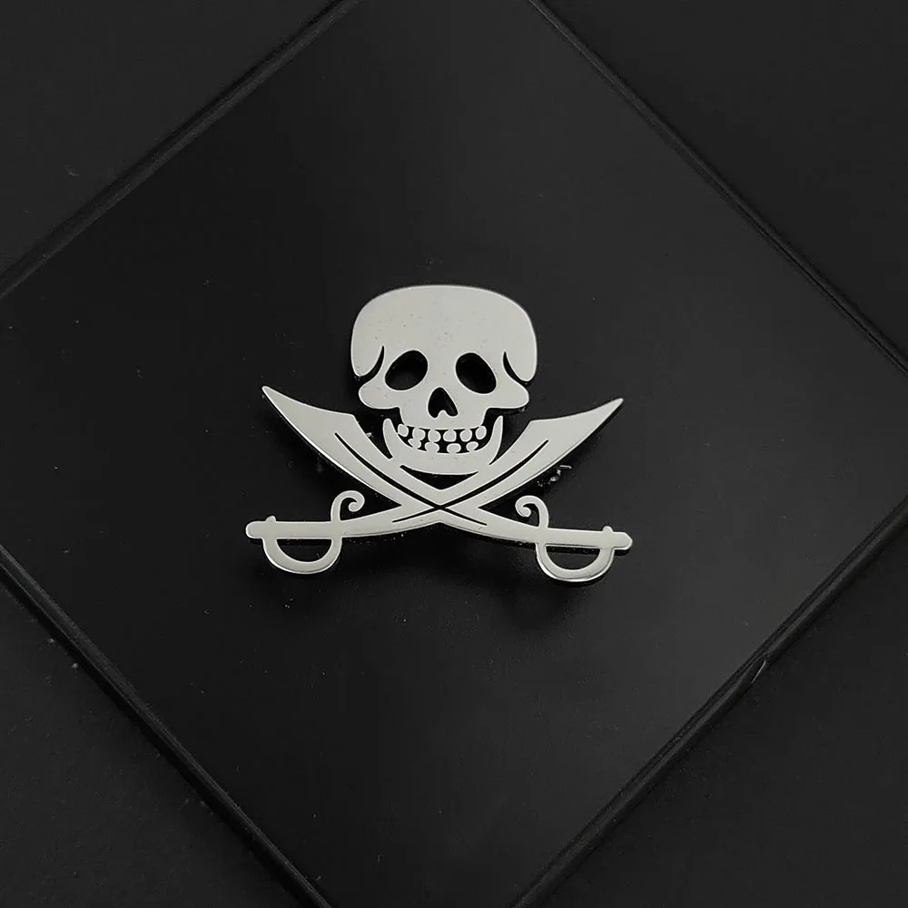 Punk Skull Brooch in Silver, Black, or Gold 4 Punk Skull Brooch in Silver, Black, or Gold - Image 4