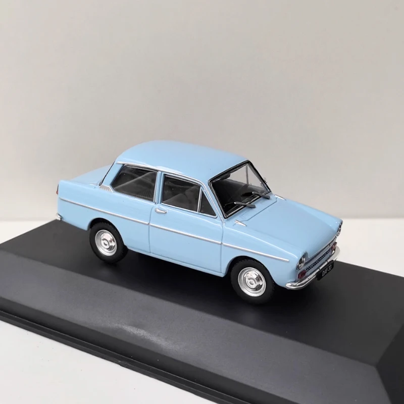 Vintage DAF 33 Sedan 1969 Diecast Model 1:43 3 Vintage DAF 33 Sedan 1969 Diecast Model 1:43 - Image 3