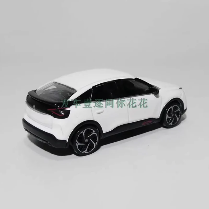 Citroën C4 SUV Diecast Model 1:64 Scale 5 Citroën C4 SUV Diecast Model 1:64 Scale - Image 5