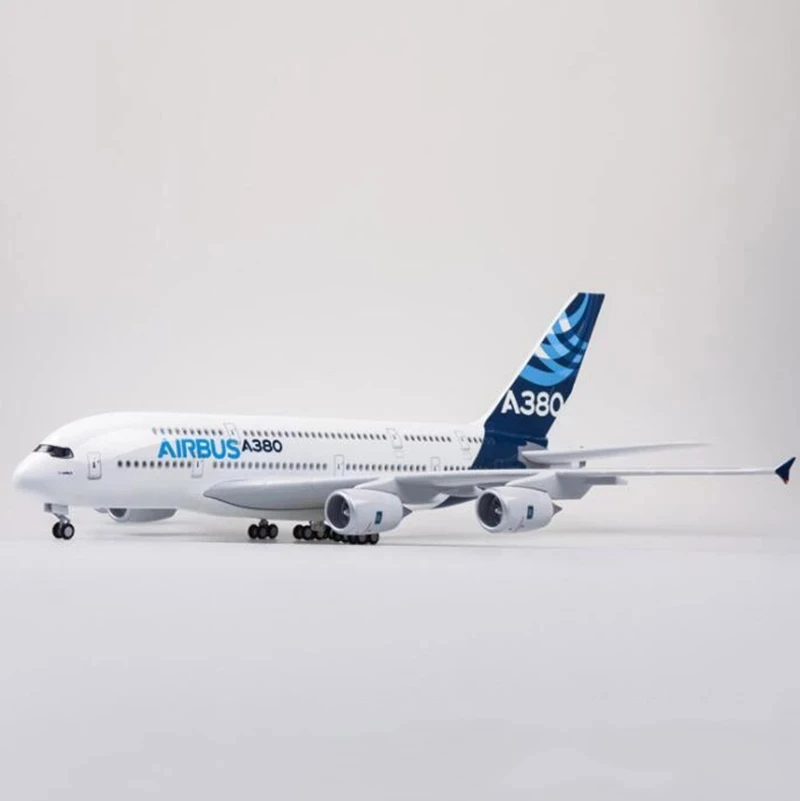 Airbus A380 Scale Model 45cm with Base and Landing Gear 2 Airbus A380 Scale Model 45cm with Base and Landing Gear - Image 2