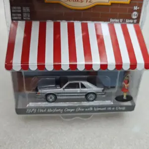 S4523128982c84661970723b5b7e65d44g