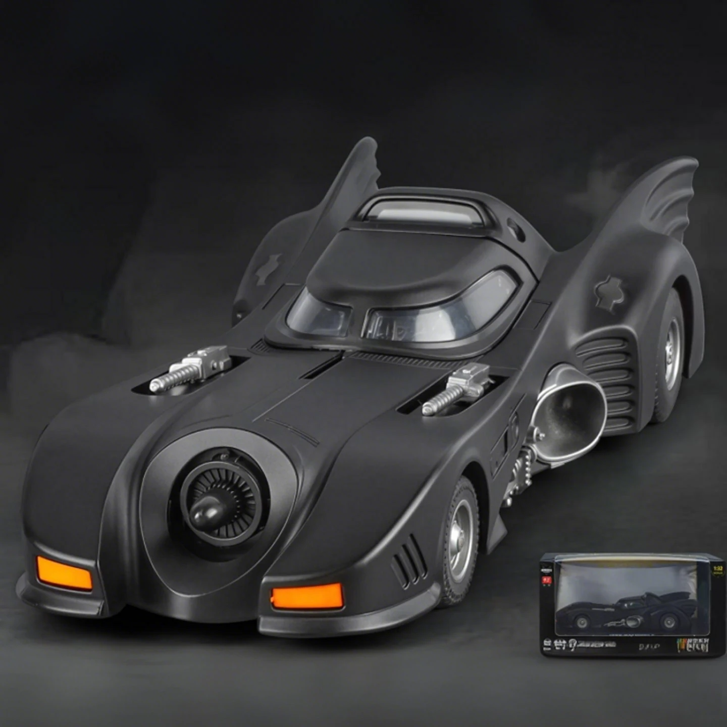 1989 Batmobile Diecast Model 1:32 Scale 7 1989 Batmobile Diecast Model 1:32 Scale - Image 7