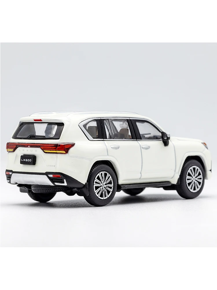 1:64 Scale Lexus LX600 Diecast Model 3 1:64 Scale Lexus LX600 Diecast Model - Image 3