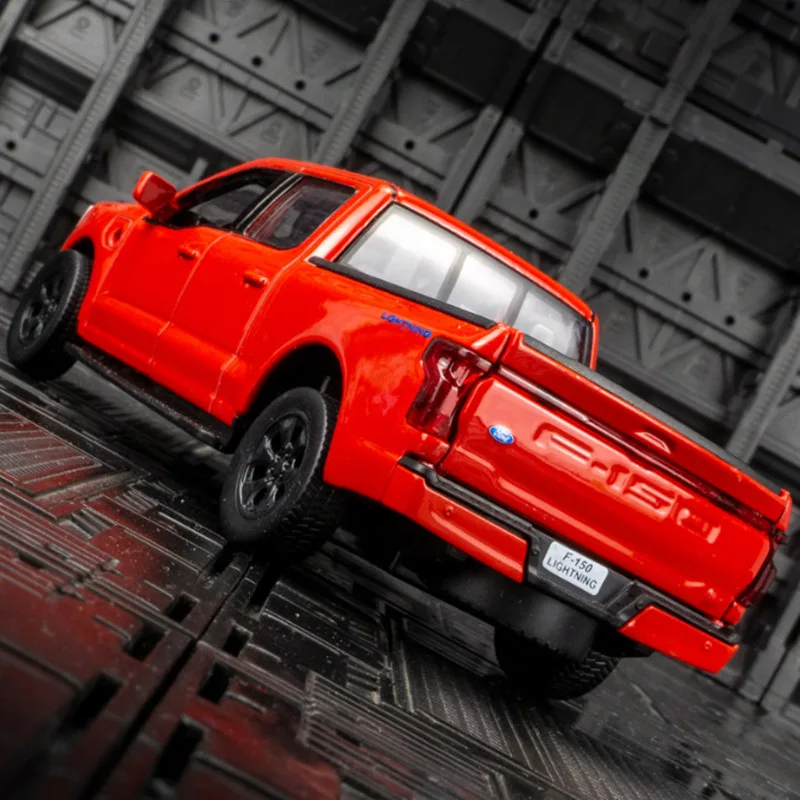 1:36 Scale Ford Raptor F150 Diecast Model 4 1:36 Scale Ford Raptor F150 Diecast Model - Image 4