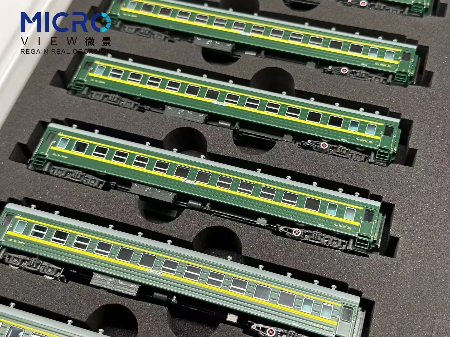 Micro N 1/160 Passenger Train Carriage Set 8 Micro N 1/160 Passenger Train Carriage Set - Image 8