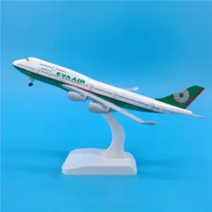 EVA Air Boeing B747 1/400 Scale Model 11 S471068012fc74f55b11a9ad7bdab70f9k