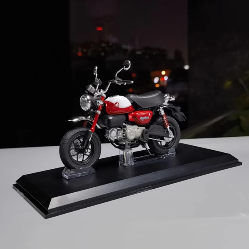 Honda Monkey125 2022 Diecast Model 1/12 Scale 3 Honda Monkey125 2022 Diecast Model 1/12 Scale - Image 3