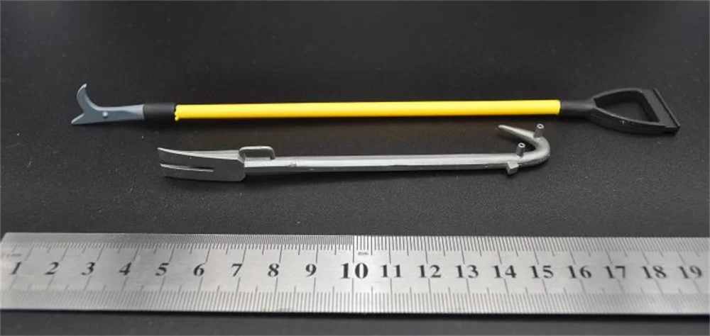 Realistic 1/6 Scale Firefighter Collector Set 9 Realistic 1/6 Scale Firefighter Collector Set - Image 9