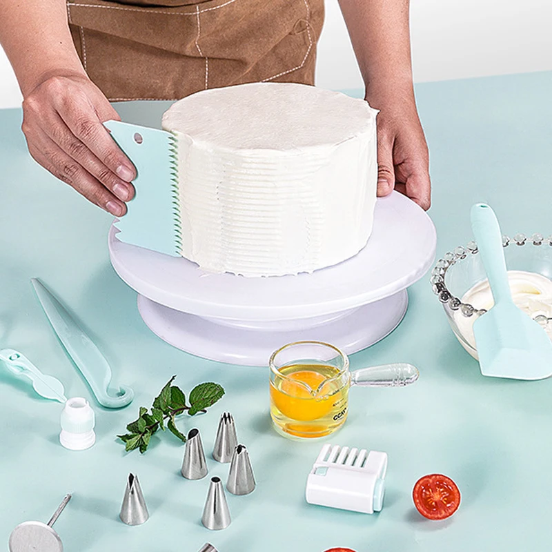 Bright Blue 3-Piece Cake Decorating Set 2 Bright Blue 3-Piece Cake Decorating Set - Image 2