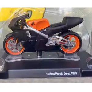 Honda NSR500 1:18 Scale Racing Model 3 S48d64ad6287d45dfa0762bf6b47e8cdbF