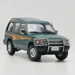 1:18 Mitsubishi Pajero V31 Diecast Model for Collectors 10 S495b7015e45e4cbba57e28a9ccd2d92fS