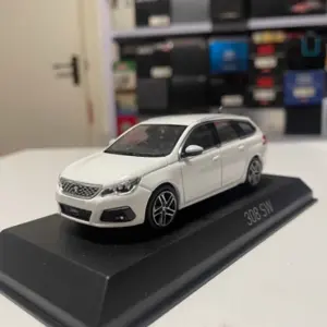 Peugeot 308 SW 1:43 Diecast Model in Silver 8 S49bd0c720f8c4fedbffbdcb588ad61e5E