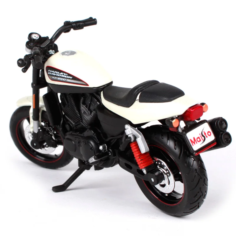 Maisto 1:18 XR 1200X Diecast Motorcycle Model 5 Maisto 1:18 XR 1200X Diecast Motorcycle Model - Image 5
