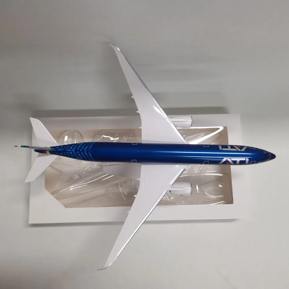 1/200 Italy A350-900 Aircraft Model 2 1/200 Italy A350-900 Aircraft Model - Image 2