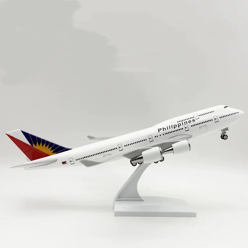 Philippine Airlines B747 30cm Resin Model 3 Philippine Airlines B747 30cm Resin Model - Image 3