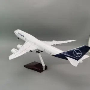 Lufthansa B747 1/150 Scale Aircraft Model 9 S4b9a7444ac6f47eea7bfb3de9e0db71cJ