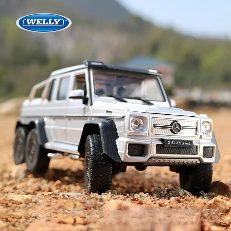 Mercedes-Benz G63 AMG 6x6 1/24 Diecast Model 5 Mercedes-Benz G63 AMG 6x6 1/24 Diecast Model - Image 5