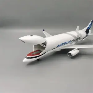 Airbus A330-600ST Beluga Miniature Model 1/150 10 S4be71ea200984802861b20a93c50b653U