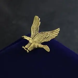 Flying Eagle Brooch in Gold, Silver, and Mix 19 S4c1df68918e2479f8b99c28cf62a42faM