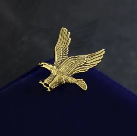 Flying Eagle Brooch in Gold, Silver, and Mix 10 Flying Eagle Brooch in Gold, Silver, and Mix - Image 10