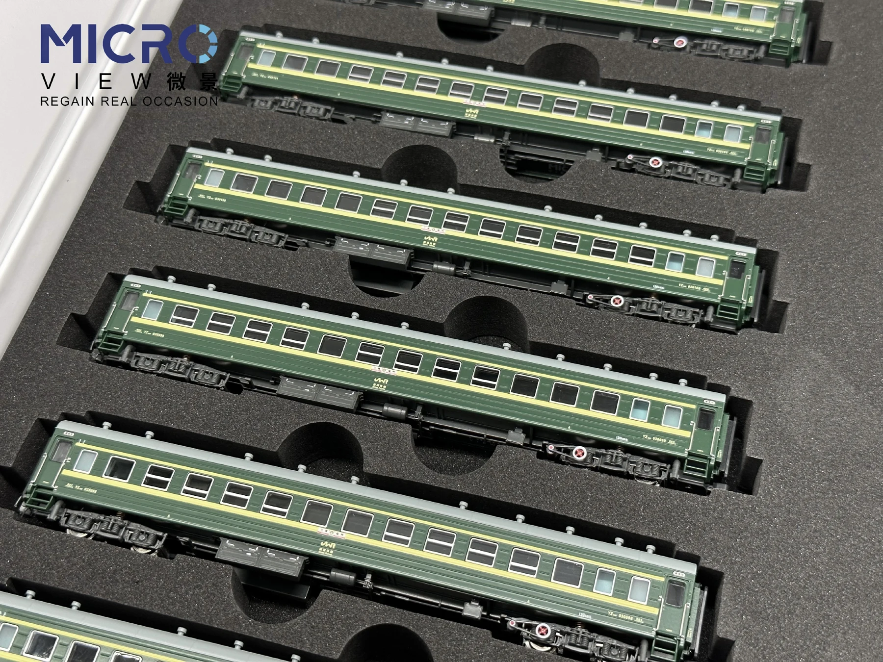 Micro N 1/160 Passenger Train Carriage Set 10 Micro N 1/160 Passenger Train Carriage Set - Image 10