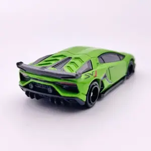 Lamborghini Aventador Diecast Model No. 70 9 S4c7bb85d1e6c4324b675a0d5861bcc8cE