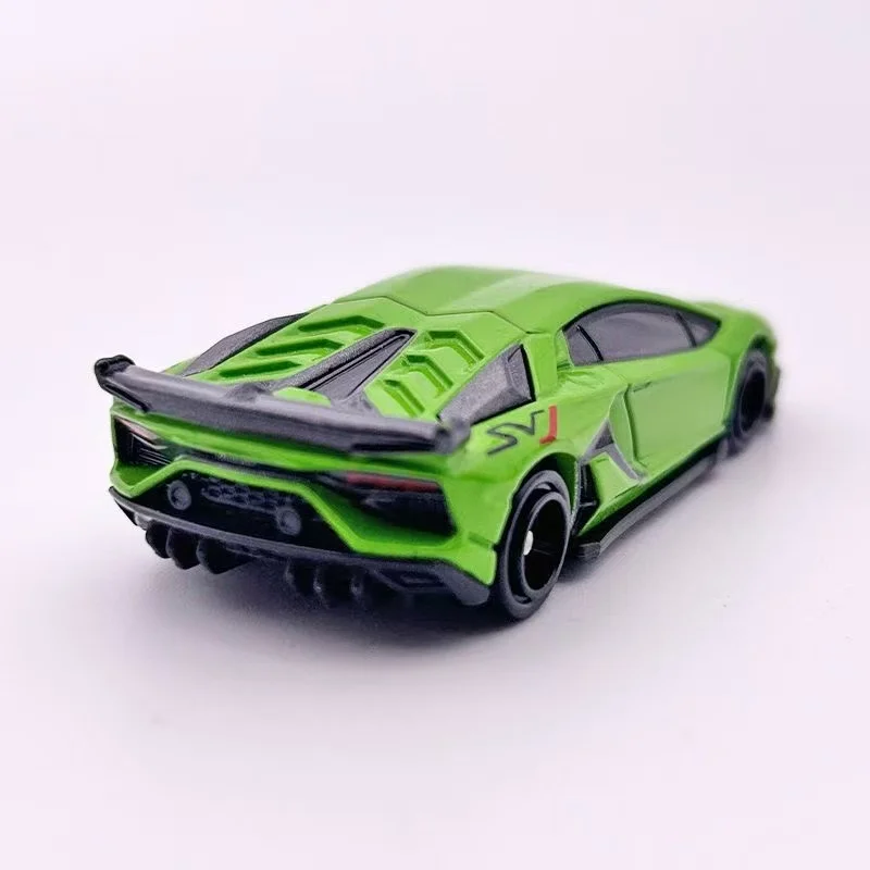 Lamborghini Aventador Diecast Model No. 70 4 Lamborghini Aventador Diecast Model No. 70 - Image 4