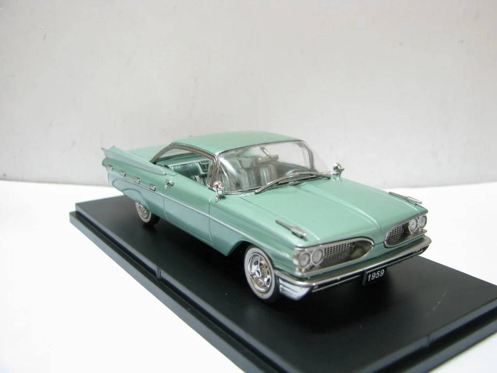 1959 Pontiac Coupe Bonneville Diecast Model 1:43 Scale 4 1959 Pontiac Coupe Bonneville Diecast Model 1:43 Scale - Image 4