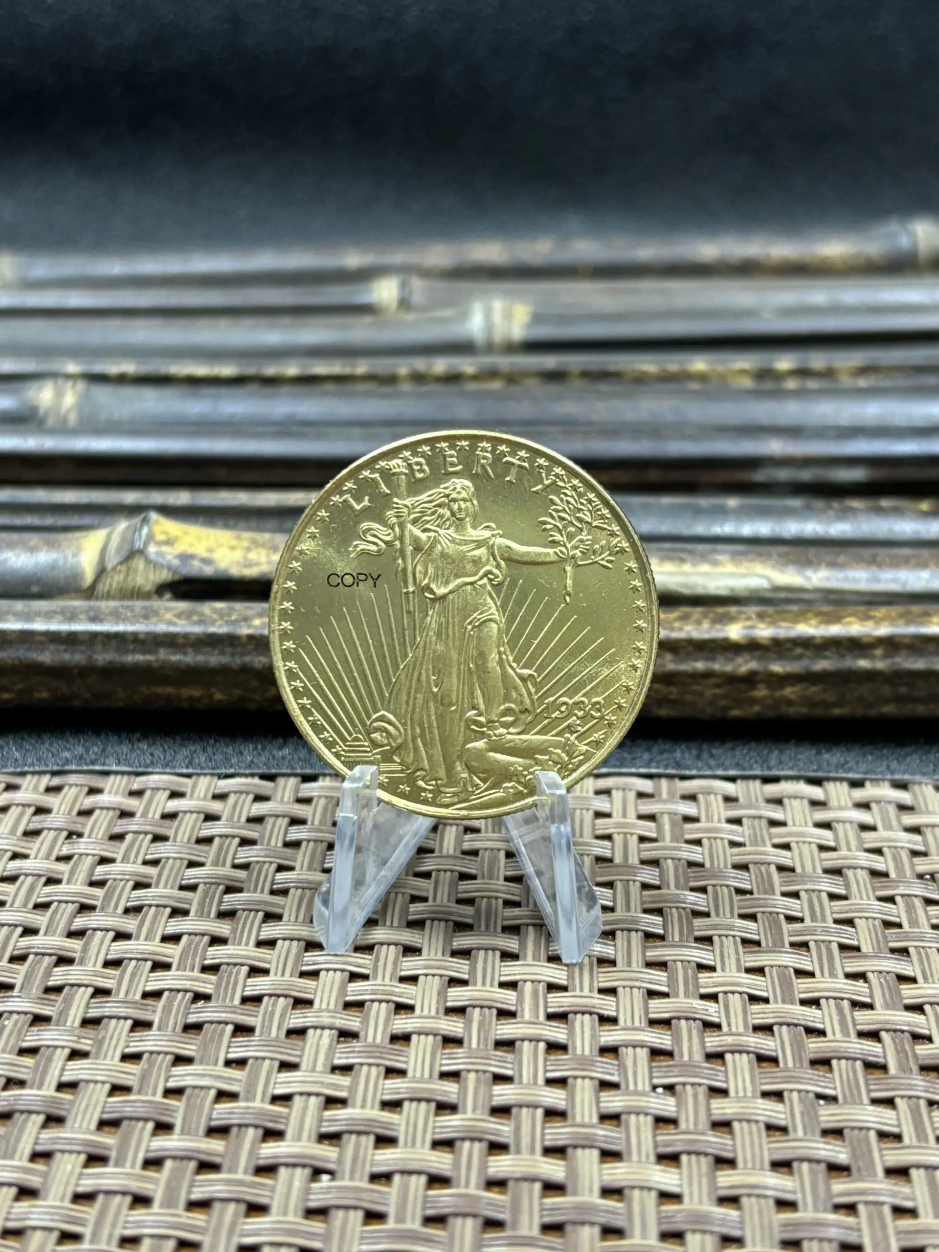 Vintage 1933 Saint-Gaudens Double Eagle Replica 4 Vintage 1933 Saint-Gaudens Double Eagle Replica - Image 4