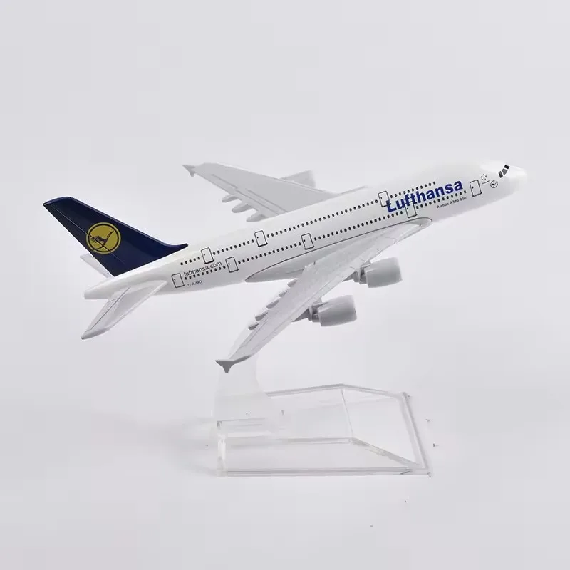 Lufthansa Airbus A380 16cm Diecast Model 3 Lufthansa Airbus A380 16cm Diecast Model - Image 3