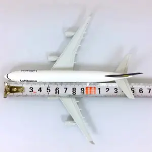 Lufthansa Airbus A340 Diecast Model 16cm 11 S4daa4abf33394524ad1fa60fd54bb852s