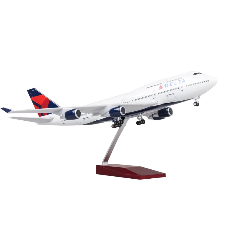 Delta B747 Diecast Model with LED or Non-LED Options 3 Delta B747 Diecast Model with LED or Non-LED Options - Image 3