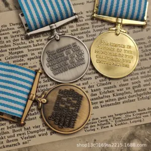 S4f0f9b90c8fb4e30849c6282855df7e6T