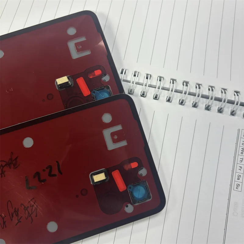 Realme C75 Replacement Back Cover in Gold and Black 4 Realme C75 Replacement Back Cover in Gold and Black - Image 4