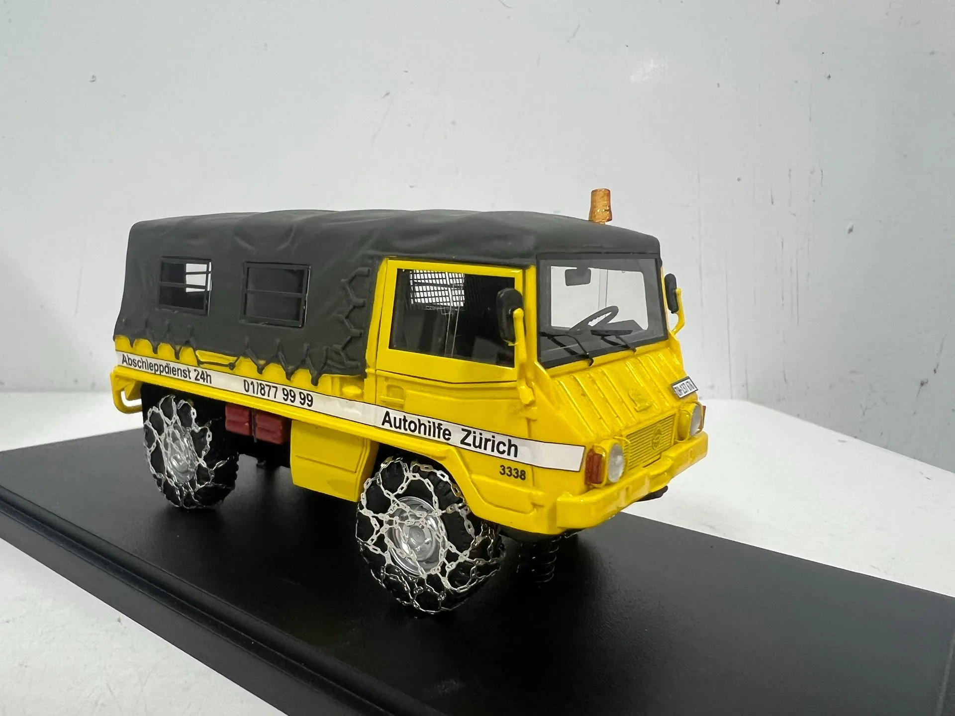 Rescue Off-road Vehicle Model 1:43 Resin Display 4 Rescue Off-road Vehicle Model 1:43 Resin Display - Image 4