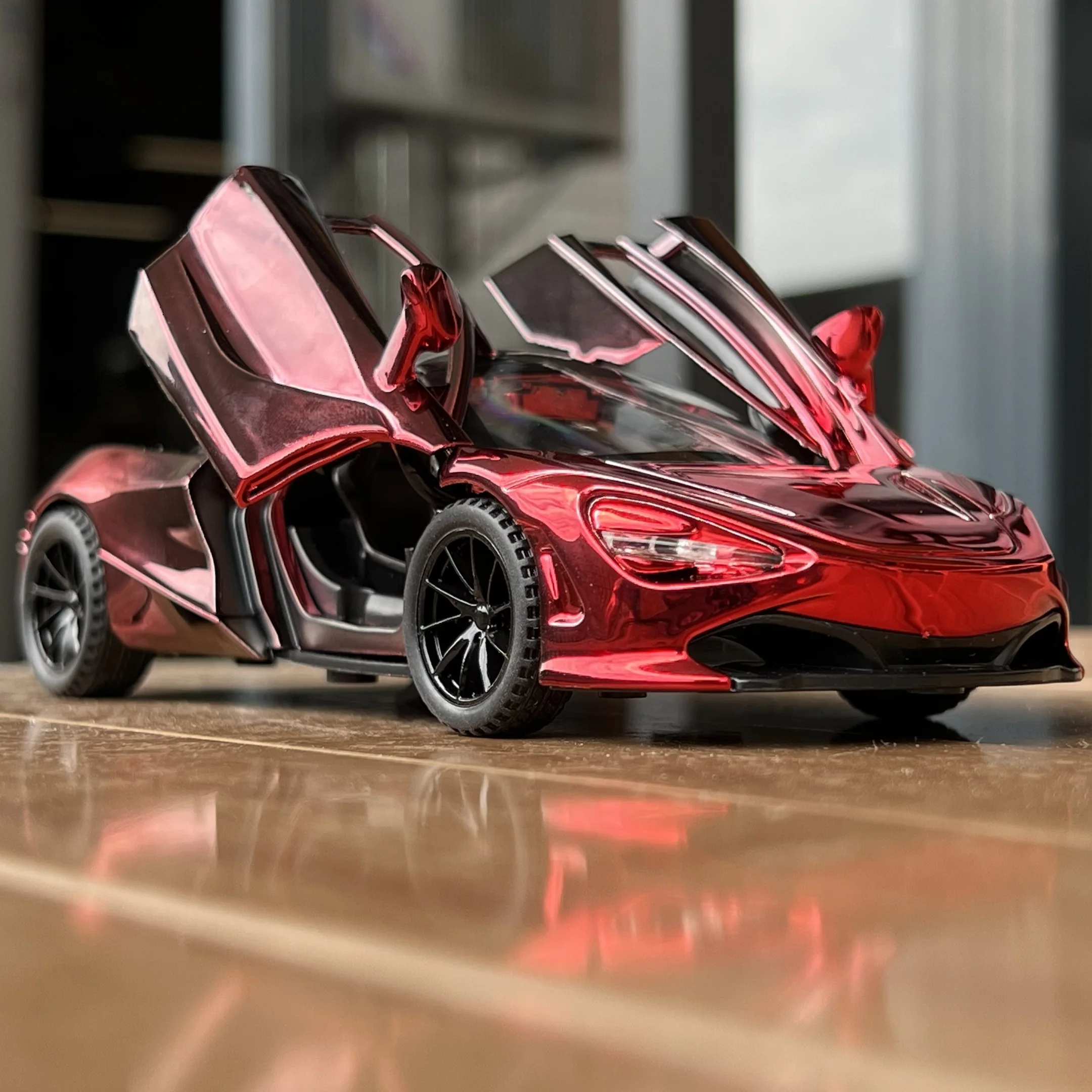 Red McLaren 720S Diecast Model 1:32 Scale 6 Red McLaren 720S Diecast Model 1:32 Scale - Image 6