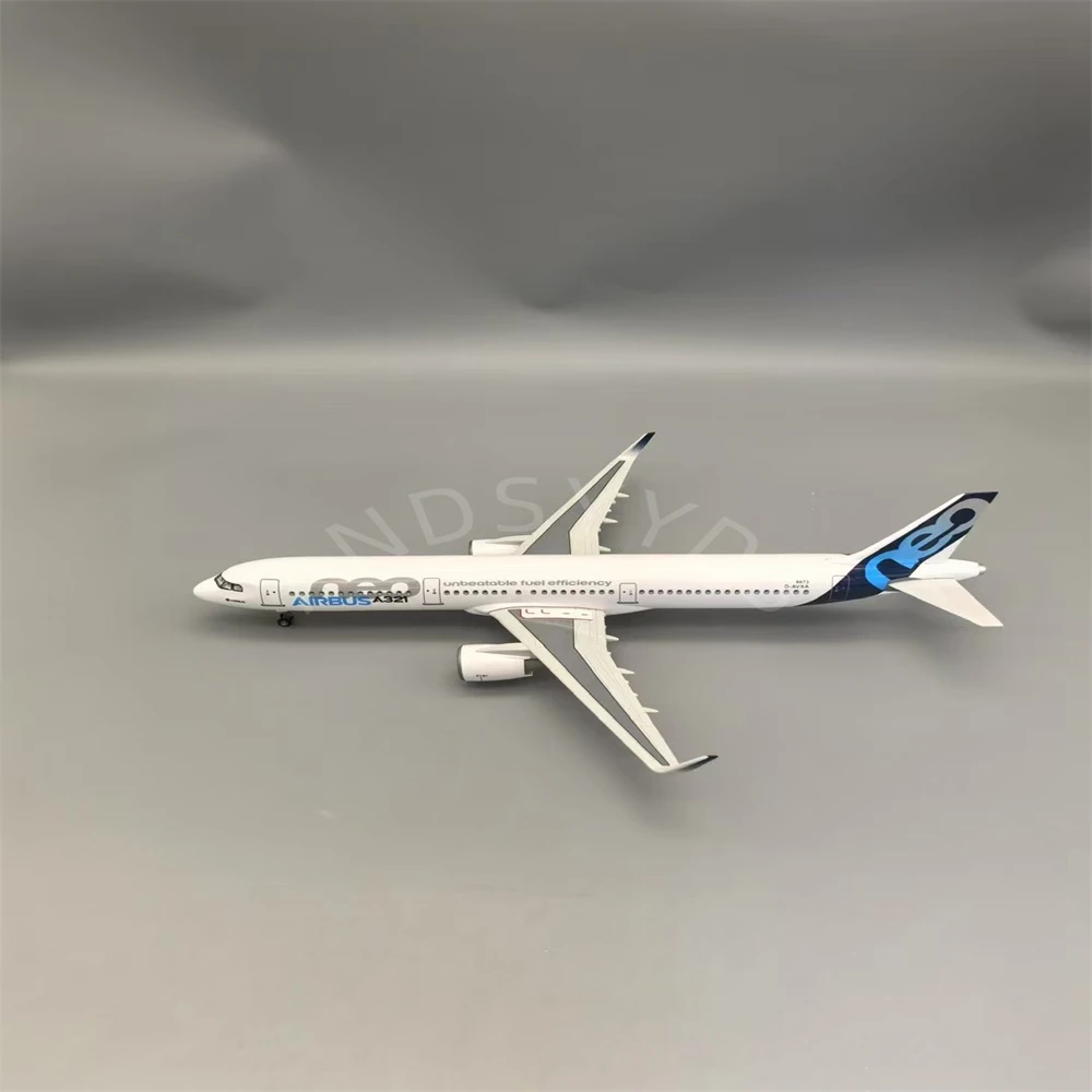 Airbus A321NEO Diecast Model with LED Light 6 Airbus A321NEO Diecast Model with LED Light - Image 6