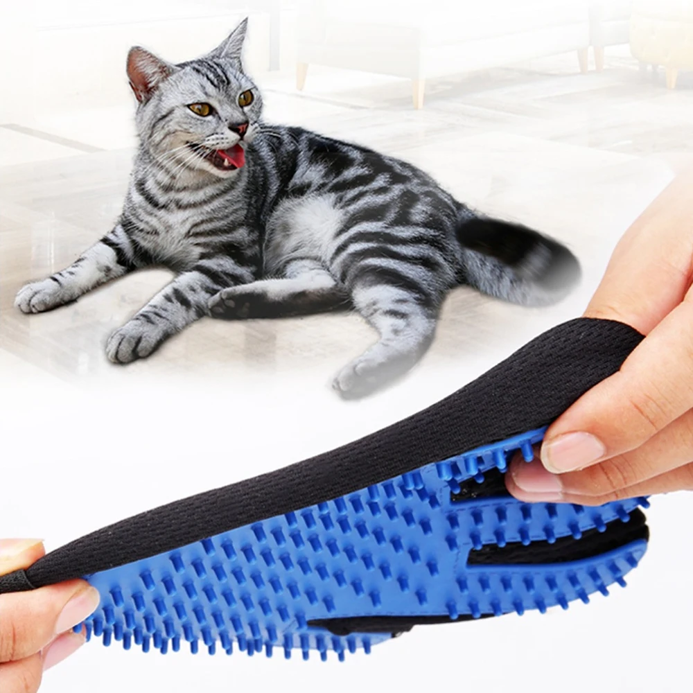 Right-Handed Pet Grooming Glove with Silicone Tips 4 Right-Handed Pet Grooming Glove with Silicone Tips - Image 4