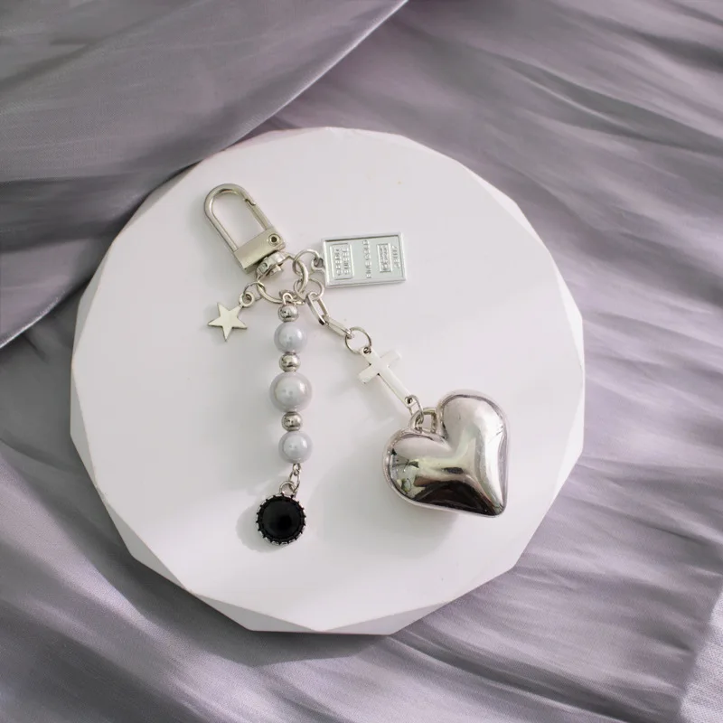 Silver and Black Beaded Heart Keychain 10 Silver and Black Beaded Heart Keychain - Image 10