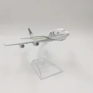 Pakistan Airlines Boeing 747 Model - 16cm Diecast 11 S52431f8d9e46450795d049130d6c0371L