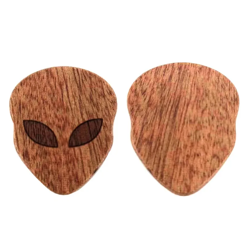 Handcrafted Wooden Guitar Pick with Alien & Skull Designs 4 Handcrafted Wooden Guitar Pick with Alien & Skull Designs - Image 4