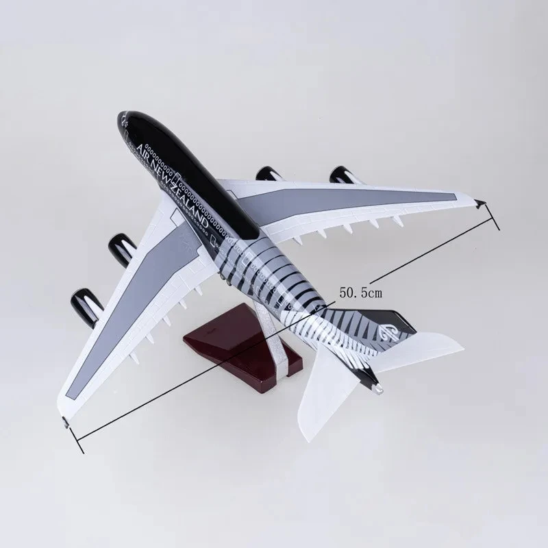 New Zealand Airbus A380 Model 1:160 Scale 5 New Zealand Airbus A380 Model 1:160 Scale - Image 5