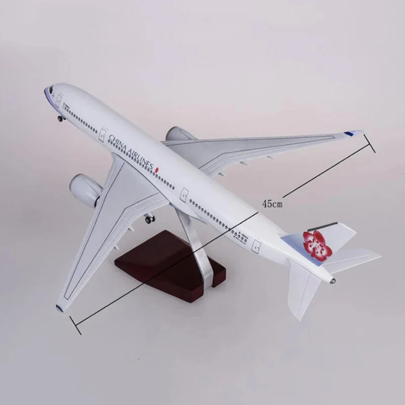 Airline Taiwan A350 1/142 Resin Model Plane 5 Airline Taiwan A350 1/142 Resin Model Plane - Image 5