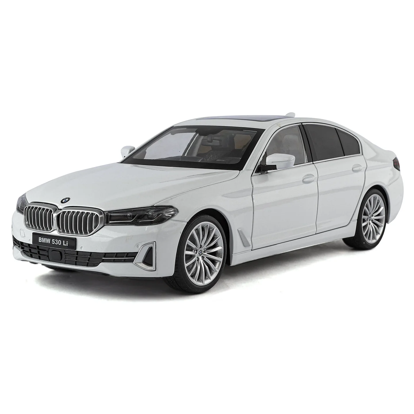 1:18 BMW 5 Series 530LI Diecast Model 4 1:18 BMW 5 Series 530LI Diecast Model - Image 4