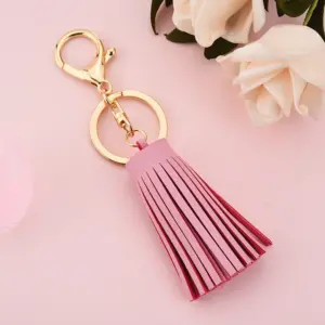 Red Leather and Metal Keychain for Keys and Bags 13 S565d462ca36c43228e58325afca4dc74n