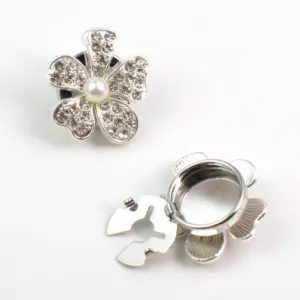 Floral Four-Leaf Clove Cufflinks Set 12 S566d056efbab437eb58e0b134f089d49y