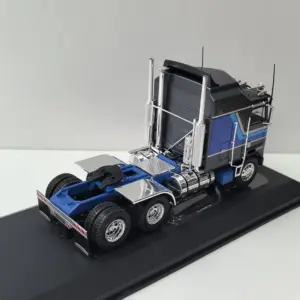 Vintage 1976 Kenworth K100 Aerodyne Model 9 S56a1c270a0bb4b519c79801d55ad8c8fH