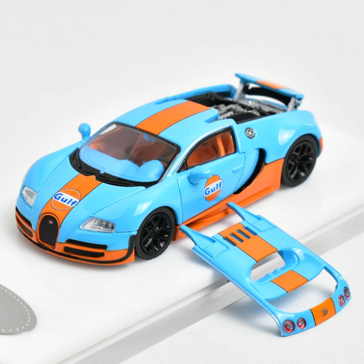 Veyron Super Sport 1:64 Diecast Model 7 Veyron Super Sport 1:64 Diecast Model - Image 7
