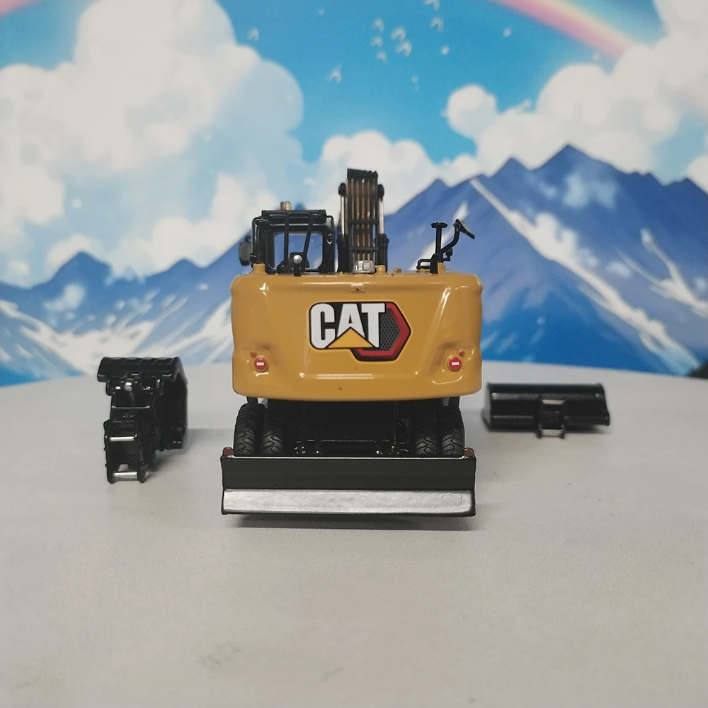 1:50 Scale CAT M318 Excavator Model 6 1:50 Scale CAT M318 Excavator Model - Image 6